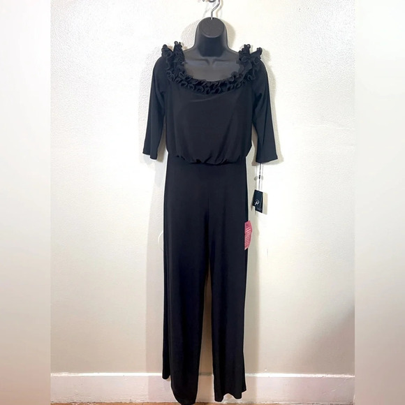 Adrianna Papell Ruffled Off-The-Shoulder Jumpsuit size 4 - Picture 11 of 11
